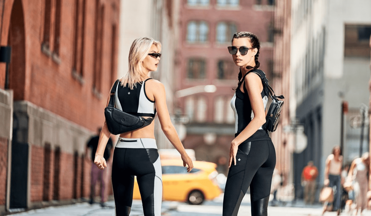 New fashion trends for athletic apparel - Sportek International Inc.
