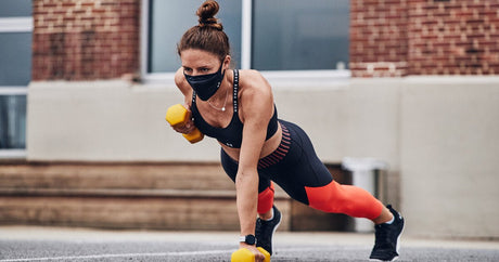Should You Still Wear Face Mask While Working Out? - Sportek International Inc.