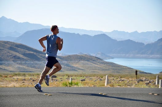 How To Get the Best Out of Your Morning Runs - Sportek International Inc.